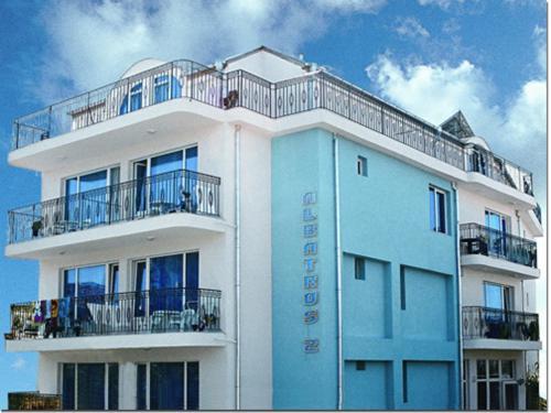 Albatros 2 Family Hotel Kiten  Εξωτερικό φωτογραφία